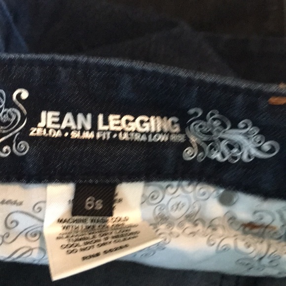 Express jeans x 2. Zelda. Slim fit size 6 - Picture 8 of 8